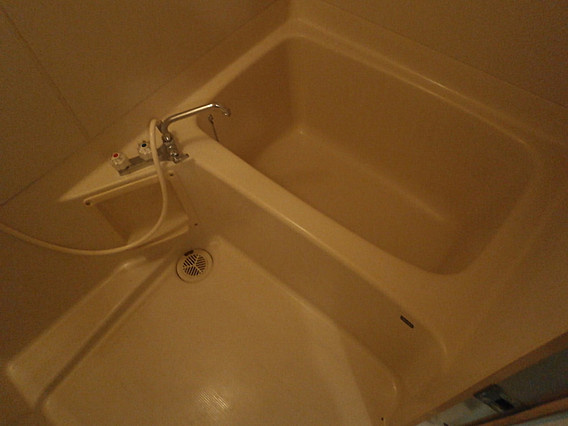 サンハイツ元町の浴室