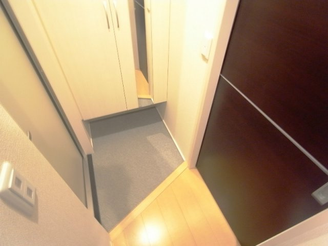 Ｄ－ｒｏｏｍ高羽の玄関