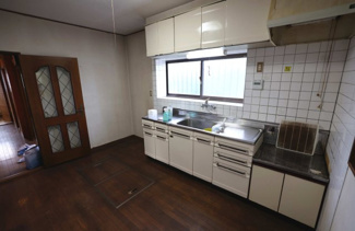 【キッチン】 | 毛呂山町西戸　中古住宅 | 1階DK6帖2