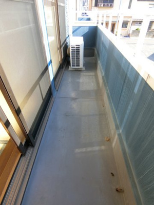 【バルコニー】 | ローレルスクエア