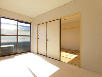 【洋室】 | ローレルスクエア