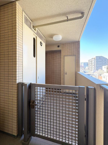 エンゼルパークソレイユ住吉の玄関