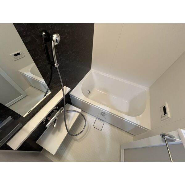 ロータス・ガーデン城南　名古屋市賃貸　仲介手数料無料の浴室