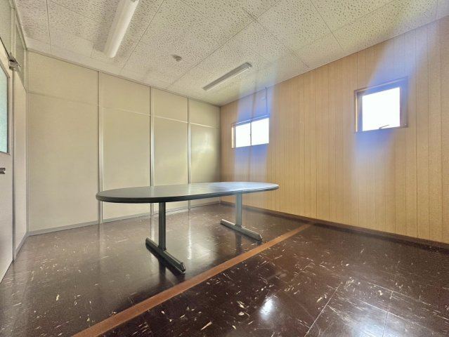 桜川市真壁町中古店舗付き住宅の内装