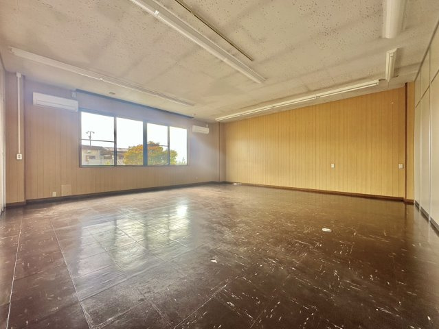 桜川市真壁町中古店舗付き住宅の内装