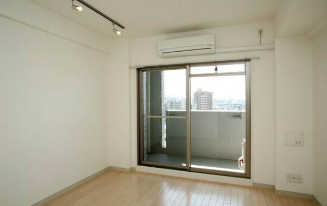 アーバンフラッツ鷺洲の居間・リビング