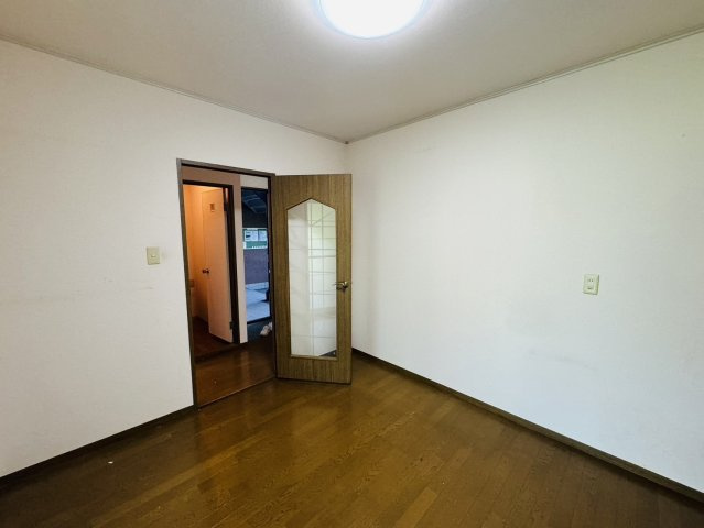 ベルパレスの居間・リビング