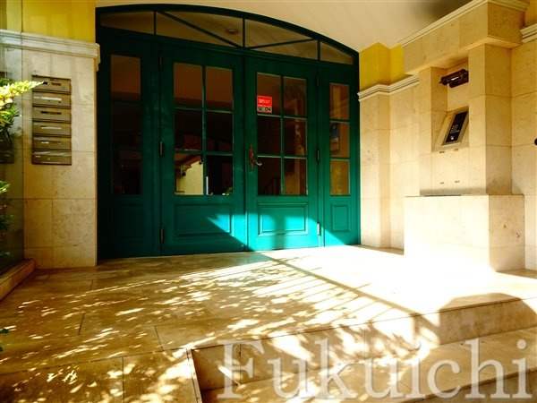 カーザ・クレアトーレのエントランス