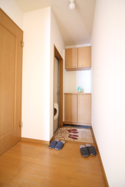 WAKABA21の玄関|シューズボックス付きの玄関です☆