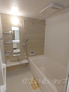 広島市安佐北区三入１丁目のアパートの浴室|一坪の浴室・追い焚き・浴室暖房乾燥機あり