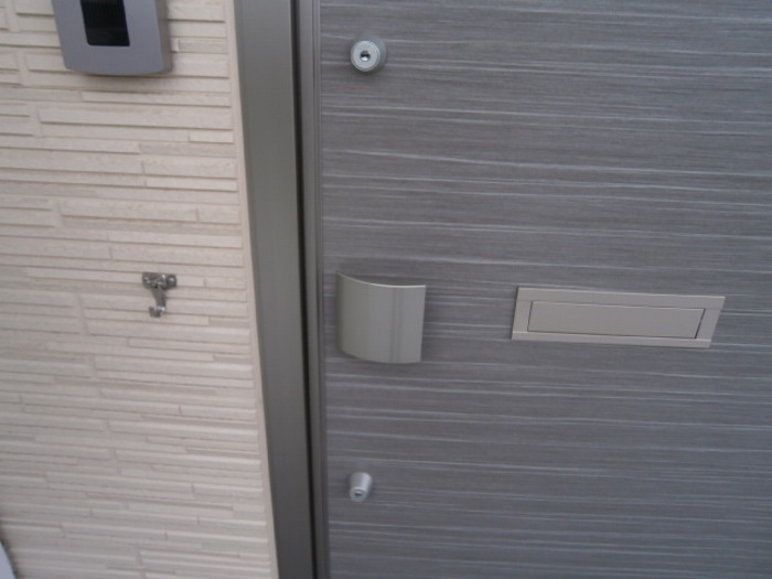 HEARTY'S　ENT豆津　C棟の玄関