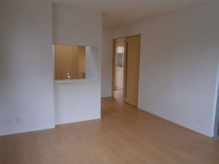 HEARTY'S　ENT豆津　C棟の居間・リビング|広いリビング★