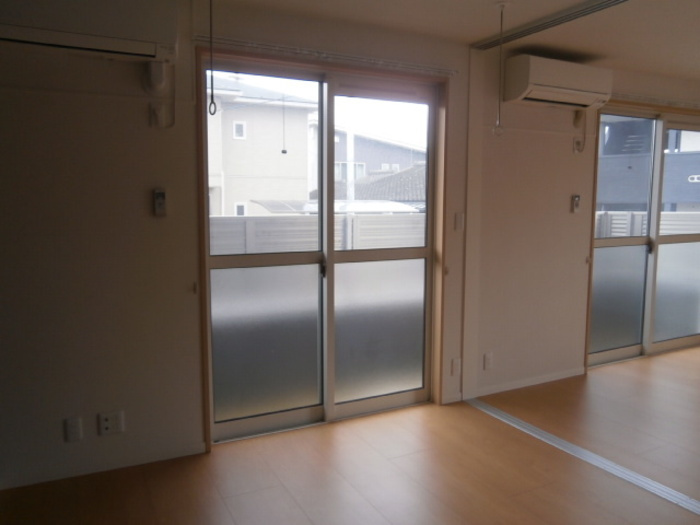 HEARTY'S　ENT豆津　C棟の寝室|風通しも良い寝室です☆