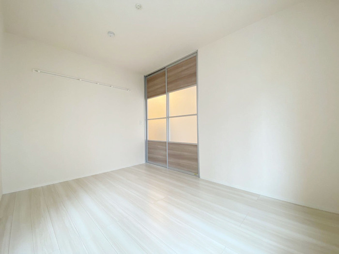 シンシア野沢の寝室