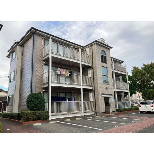 アベニール国分A・B棟の外観|綺麗な外観です☆