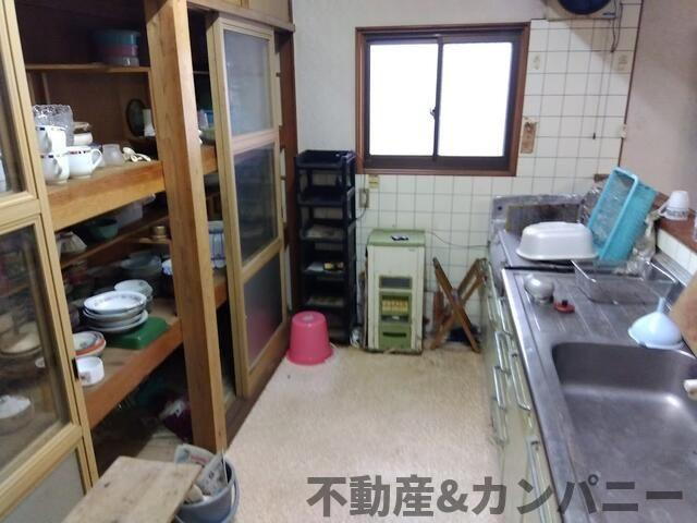 松山市八反地の中古一戸建のキッチン|キッチンです