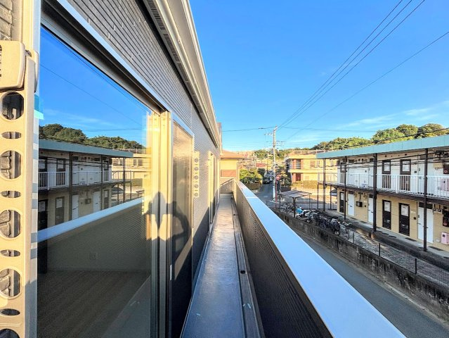 戸塚区下倉田町　新築戸建てのバルコニー|◆日当たり良好なバルコニー！毎日のお洗濯にも嬉しいですね！
