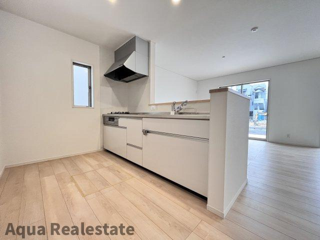 綾歌郡宇多津町大字東分の新築一戸建のキッチン|キッチンです