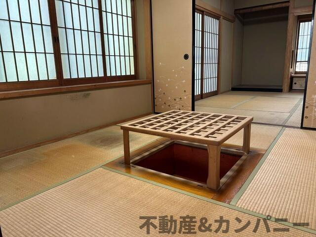 松山市越智３丁目の中古一戸建の和室|来客時にも便利な和室付き