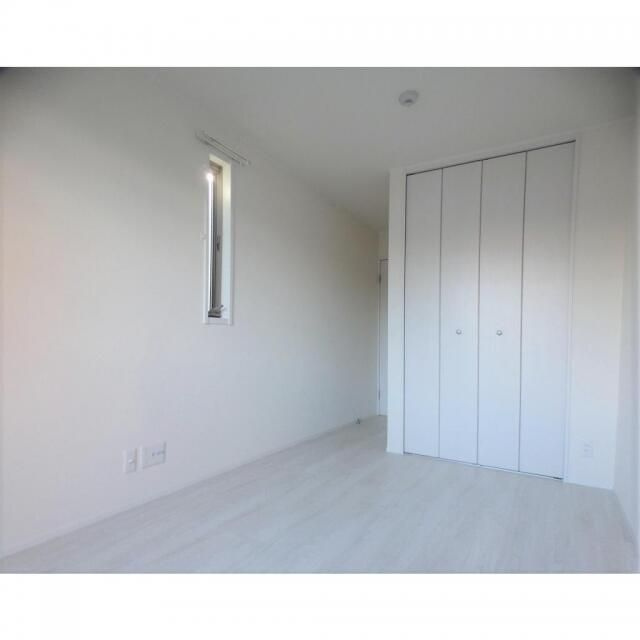 フィカーサ三ノ輪の寝室