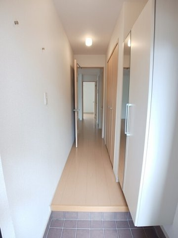 セプト・クルールの玄関