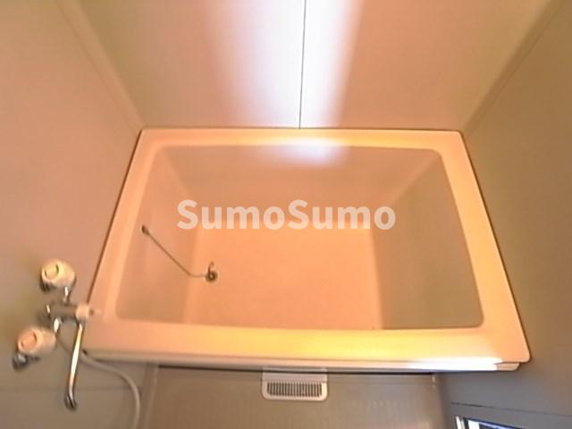 ホワイトハイツの浴室