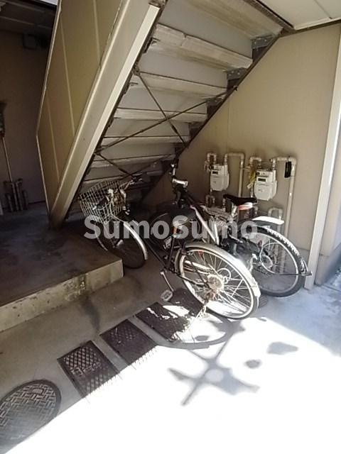 ホワイトハイツの外観