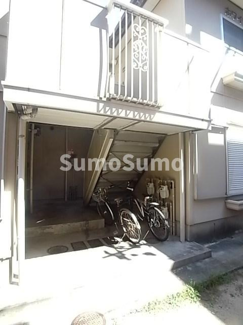 ホワイトハイツの外観