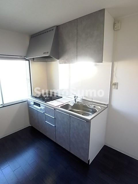 ホワイトハイツのキッチン