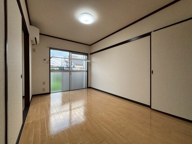 オレゴンハイツBの居間・リビング