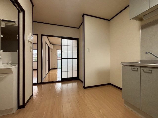 オレゴンハイツBの居間・リビング