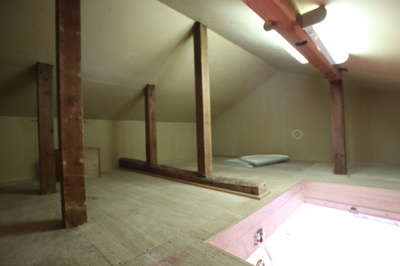 小屋裏収納6.8帖