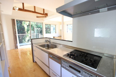 （照明は設備ではありません)