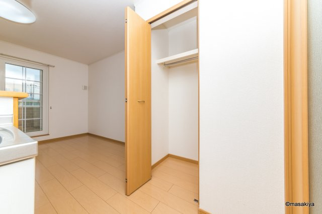 パインヒルズの居間・リビング