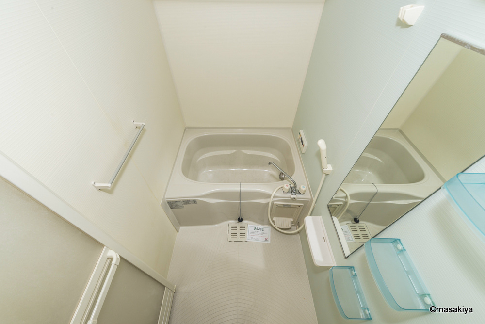 パインヒルズの浴室|お風呂　追い焚き・浴室乾燥機付きです。