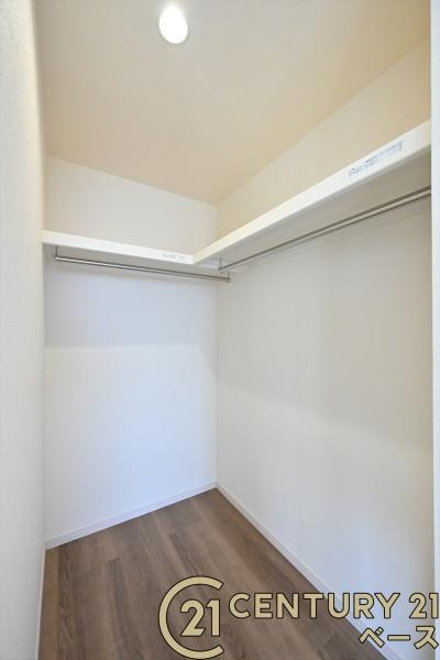 リーブルガーデン南十三 ４号棟 ／新築一戸建の内観：施工例|■フチなし＆トルネード洗浄でお掃除も楽らく！ウォシュレット付きです！■