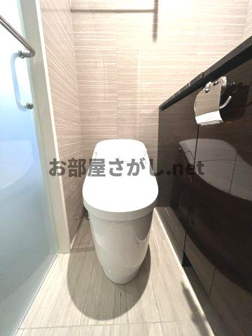 CONTEL NAKANO【家具家電付き】のトイレ|温水洗浄便座