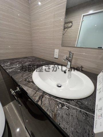 CONTEL NAKANO【家具家電付き】の洗面所|忙しい朝には欠かせない洗面所です