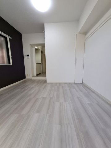 ジョイフル武庫川の居間・リビング