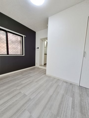 ジョイフル武庫川の居間・リビング