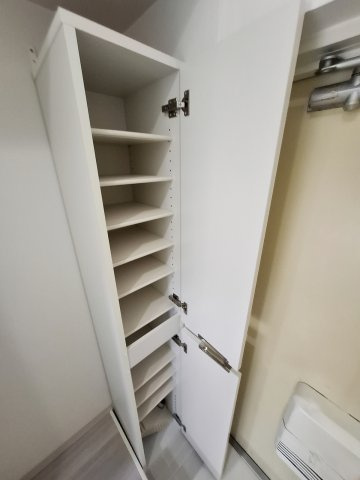 ジョイフル武庫川の収納|シューズBOX