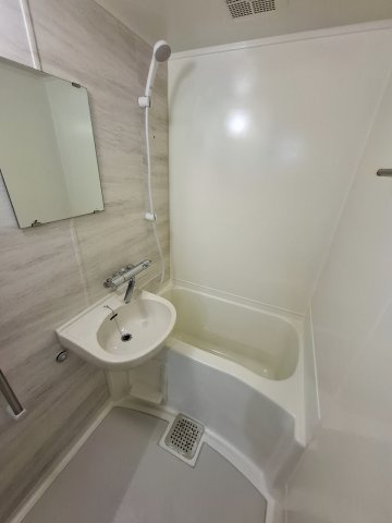 ジョイフル武庫川の浴室