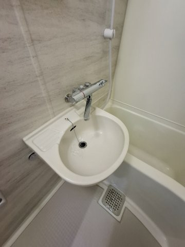 ジョイフル武庫川の浴室