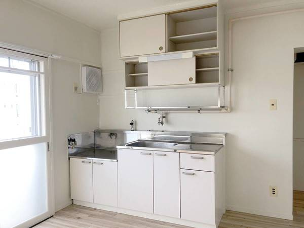 ビレッジハウス富山北4号棟のキッチン|ビレッジハウスの同一物件・同一タイプの間取りの写真です