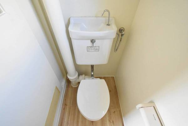 ビレッジハウス宮成1号棟のトイレ|ビレッジハウスの同一物件・同一タイプの間取りの写真です