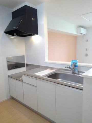 ドムス・ウィスタリアⅠのキッチン|使いやすいキッチンです