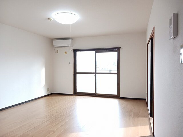 ユーミー堀川の居間・リビング|使いやすいリビングです