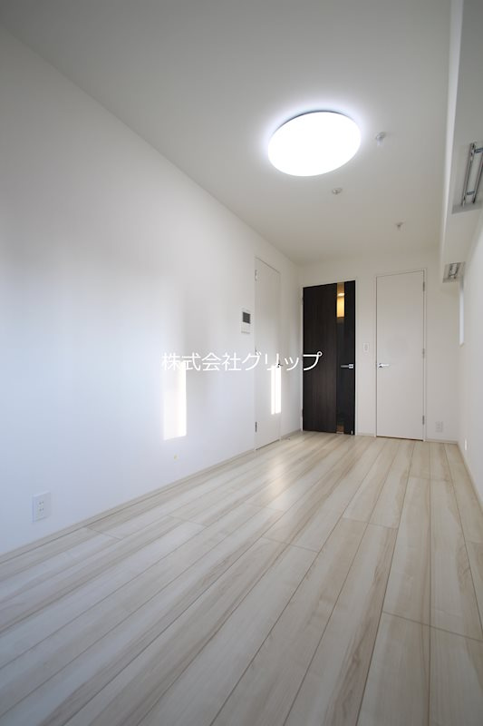 ウイングテラス京急川崎の洋室