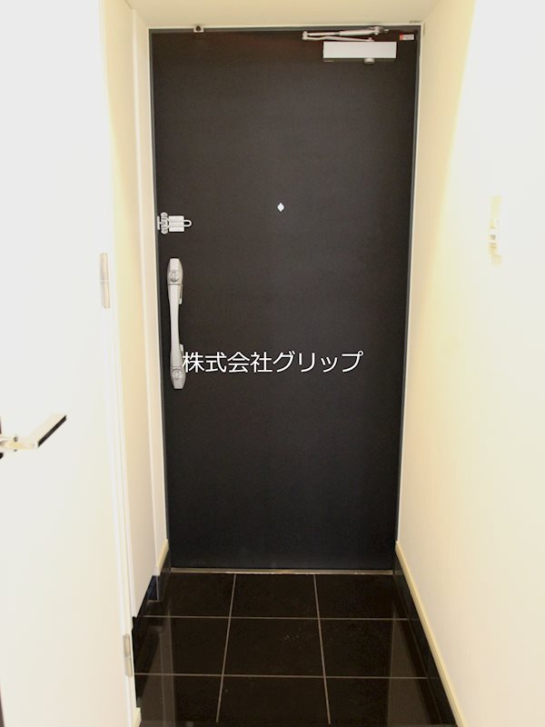 ウイングテラス京急川崎の玄関