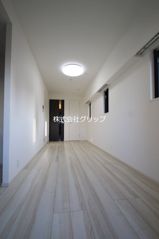 ウイングテラス京急川崎の居間・リビング